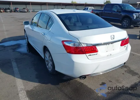 2015 Honda Accord Ex-L V-6 z USA, uszkodzony, nr VIN 1HGCR3F87FA012734